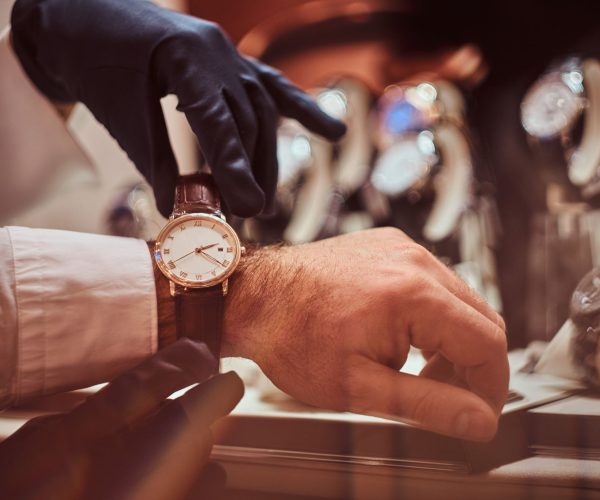Vendita Audemars Piguet Royal Oak: Verificare l’Autenticità e Dove Acquistarlo Online
