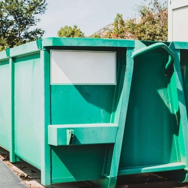 Noleggio Cassoni Scarrabili: Tipologie, Utilizzo e Prezzi Medi