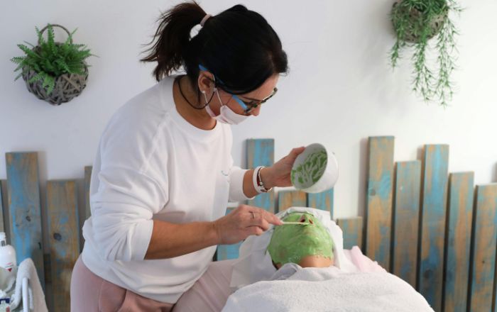 Trattamenti Viso Acilia: Quale Scegliere in Base alla Pelle
