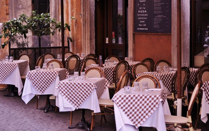 Ristorante Roma Sud: Dove Mangiare Bene tra Cucina Tipica e Locale Moderne
